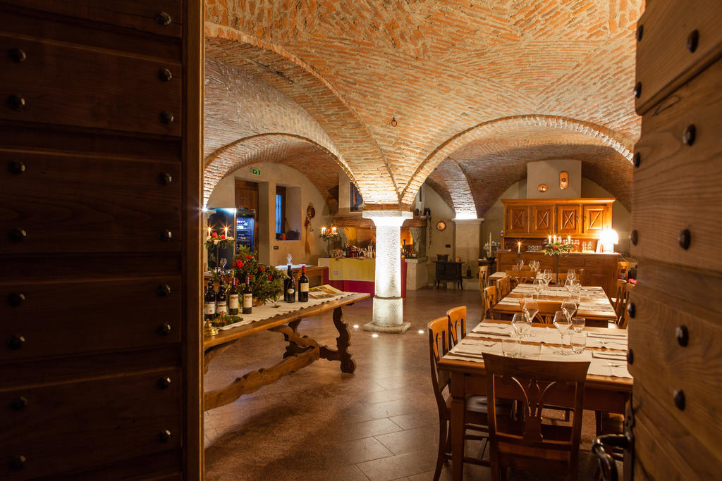 A' La Table Du Sommelier Chambres D Hotes & Restaurant Saint-Vincent Eksteriør billede